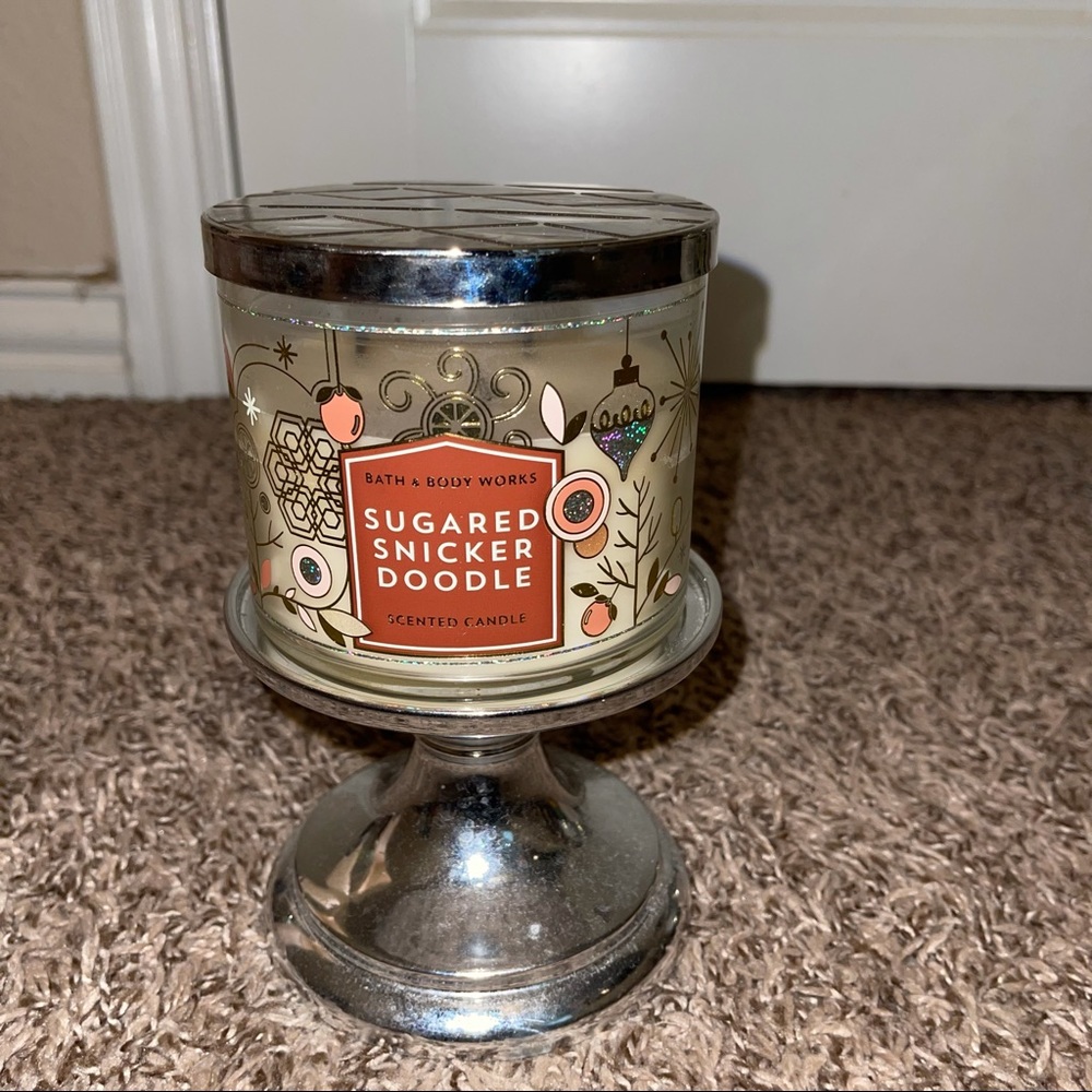 Bath and Body Works Candle: Sugar Snicker Doodle